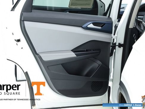 Used 2024 Volkswagen Taos SE FWD image 54