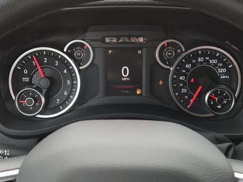 New 2026 RAM 2500 Tradesman AWD/4WD image 17