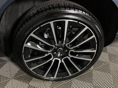 Certified 2025 Volvo XC90 B6 Ultra w/ Protection Package Premier AWD/4WD image 41