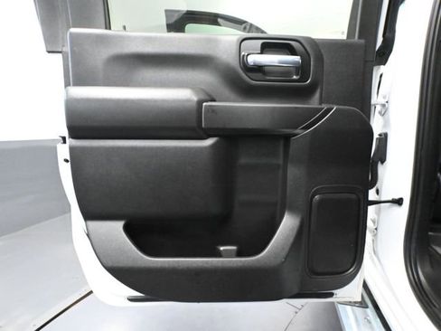 Used 2022 Chevrolet Silverado 2500 LT image 36