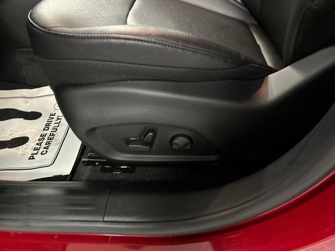 New 2026 Jeep Compass Limited image 11