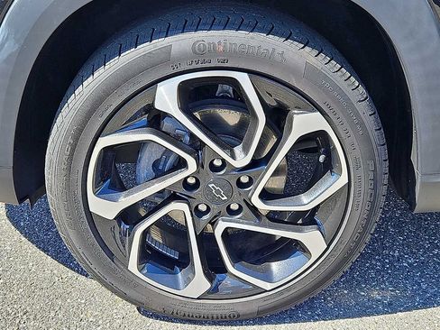 Used 2024 Chevrolet Trax RS w/ Driver Confidence Package FWD image 8