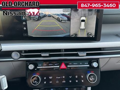 Used 2025 Hyundai Tucson Limited AWD/4WD image 17