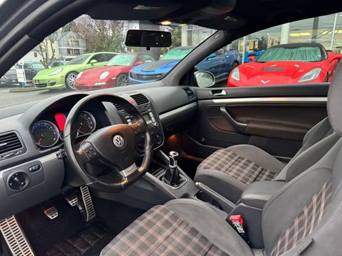 Used 2008 Volkswagen GTI 2-Door image 9