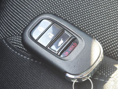 Used 2023 Honda CR-V LX image 33