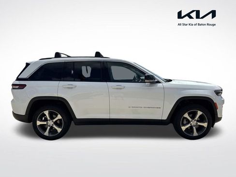 Used 2023 Jeep Grand Cherokee Limited AWD/4WD image 1