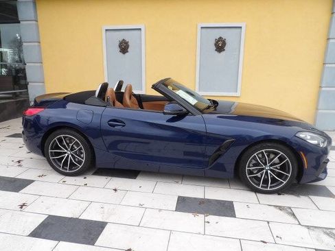 Used 2020 BMW Z4 sDrive30i w/ Premium Package image 3