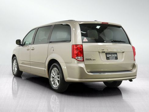 Used 2015 Dodge Grand Caravan SXT FWD image 3