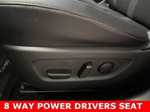 Used 2025 MAZDA CX-50 AWD 2.5 S w/ Premium Package image 8