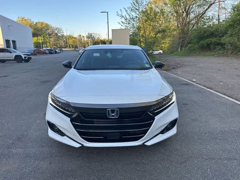 Used 2022 Honda Accord Sport image 8