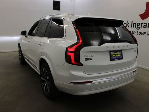 New 2026 Volvo XC90 B5 Core AWD/4WD image 3