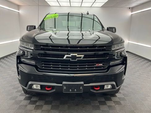 Used 2022 Chevrolet Silverado 1500 LT Trail Boss w/ LT Trail Boss Premium Package AWD/4WD image 2