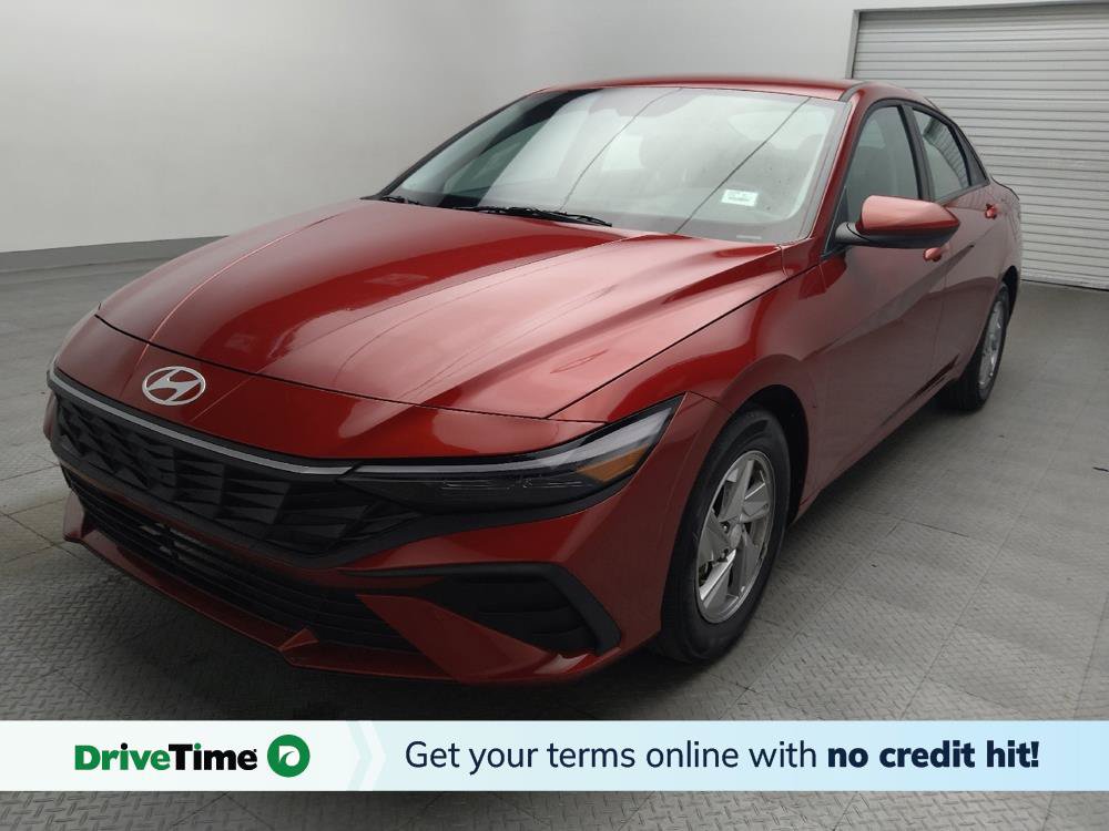 Used 2025 Hyundai Elantra SE FWD image 1