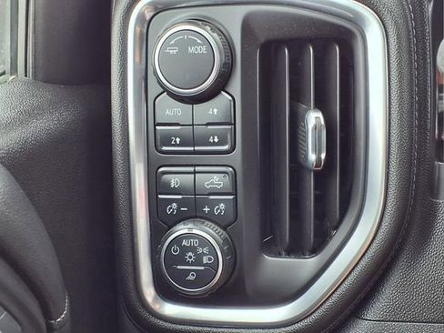 Used 2020 Chevrolet Silverado 1500 LTZ AWD/4WD image 14