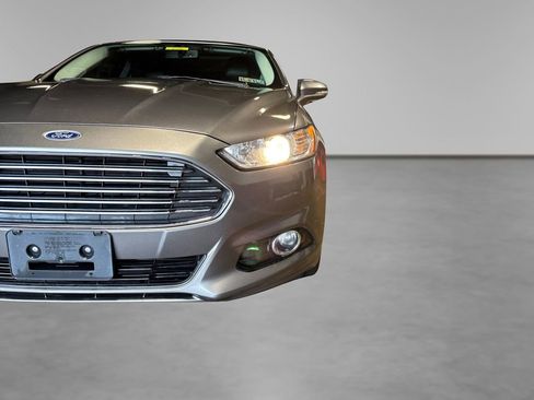 Used 2013 Ford Fusion Titanium FWD image 20