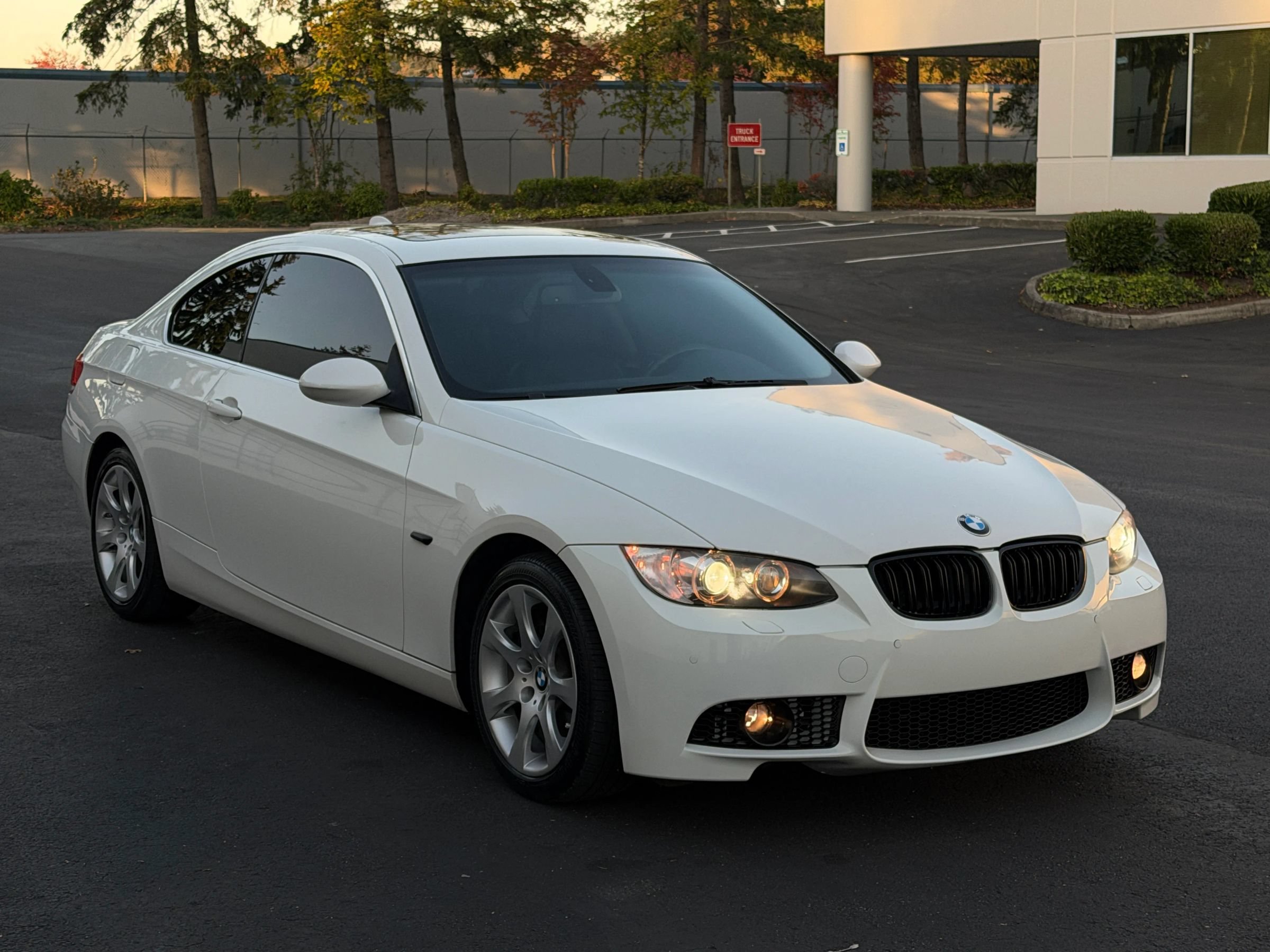 Used 2008 BMW 328xi Coupe AWD/4WD image 5
