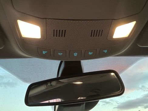 Used 2019 Ford Fusion SE image 21