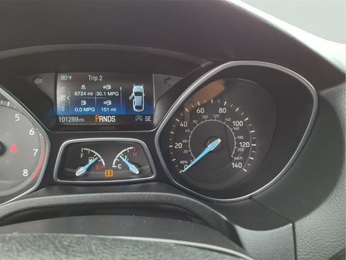 Used 2018 Ford Focus SE FWD image 19