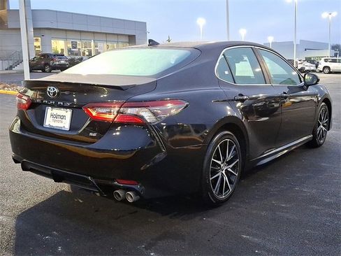 Certified 2023 Toyota Camry SE image 7