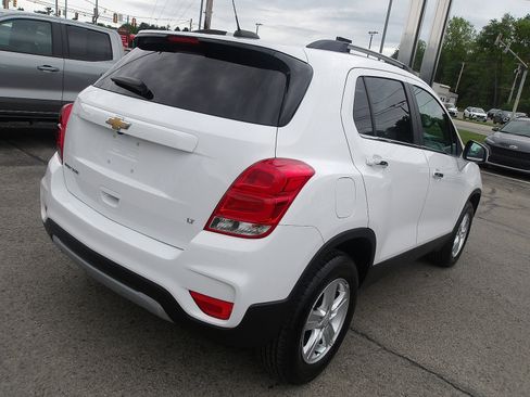 Used 2020 Chevrolet Trax LT w/ LT Convenience Package AWD/4WD image 7
