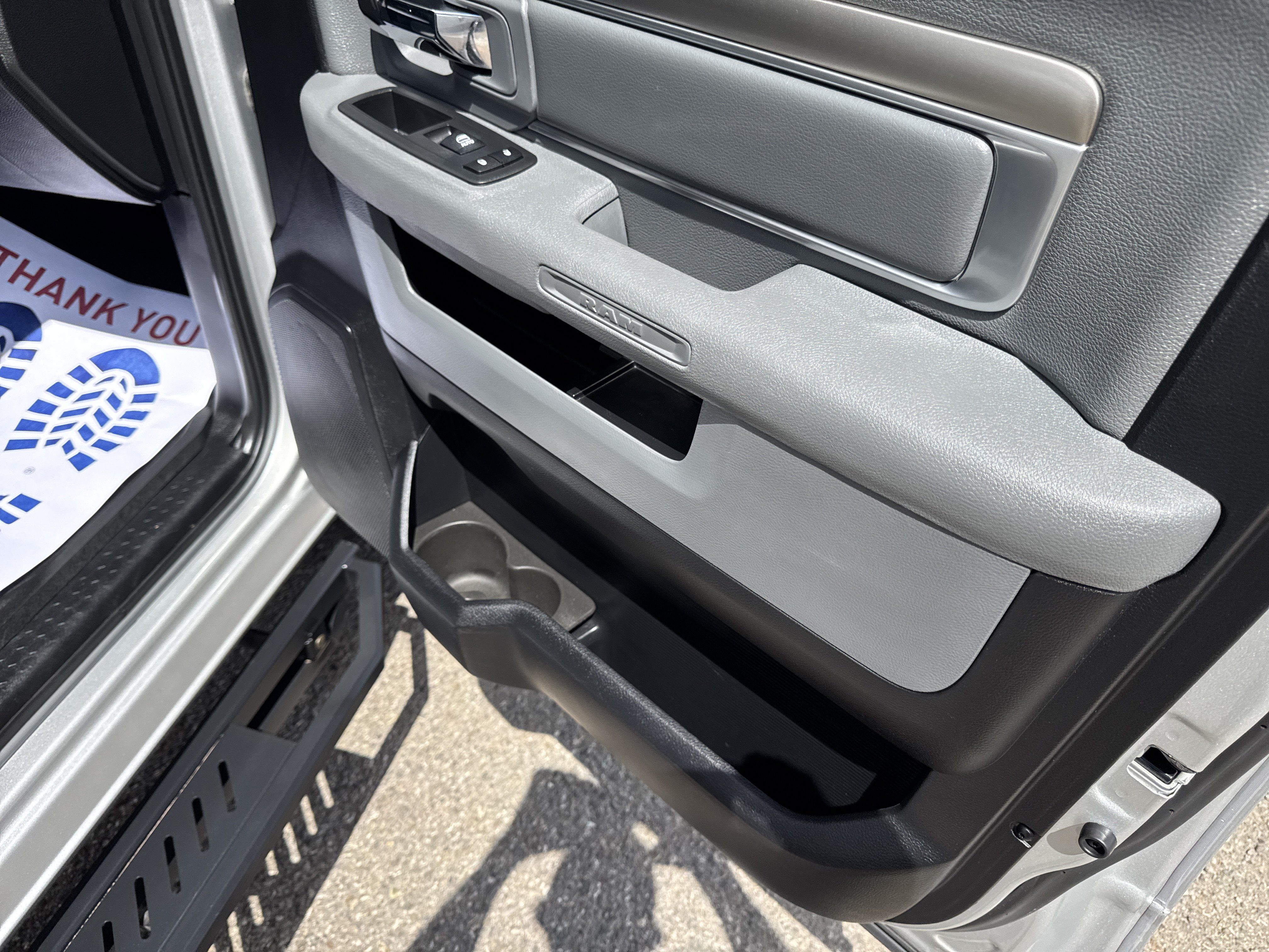 Used 2016 RAM 1500 Big Horn AWD/4WD image 19