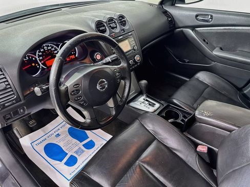 Used 2012 Nissan Altima 3.5 SR w/ Sport Pkg FWD image 9