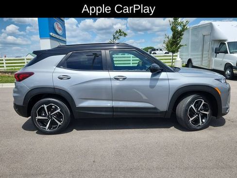 Used 2023 Chevrolet TrailBlazer RS w/ Technology Package FWD image 11