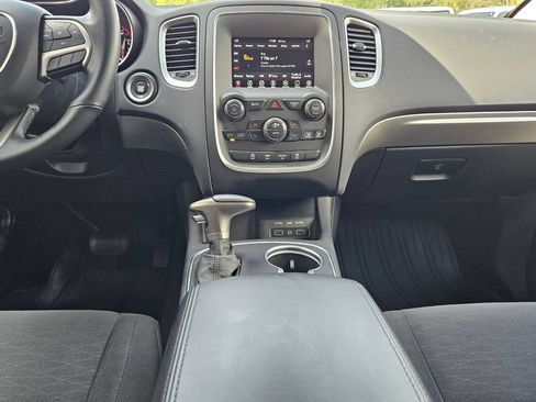 Used 2019 Dodge Durango SXT w/ 3rd Row Seating Group RWD image 10