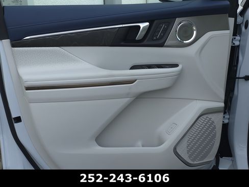 Used 2026 Buick Enclave Avenir w/ Super Cruise Package FWD image 30