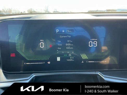 Certified 2025 Kia Sorento S w/ Panoramic Sunroof Package image 22