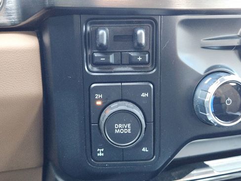 Used 2023 Ford F350 Lariat w/ Lariat Ultimate Package image 20