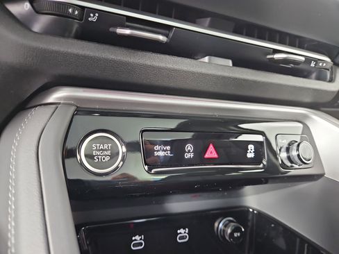 New 2026 Audi Q5 Premium AWD/4WD image 40