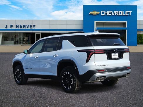 New 2026 Chevrolet Traverse Z71 w/ Driver Confidence Package image 3