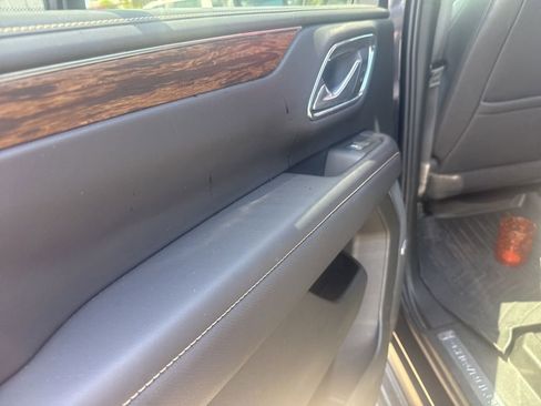 Used 2022 Chevrolet Tahoe Premier w/ Max Trailering Package image 9