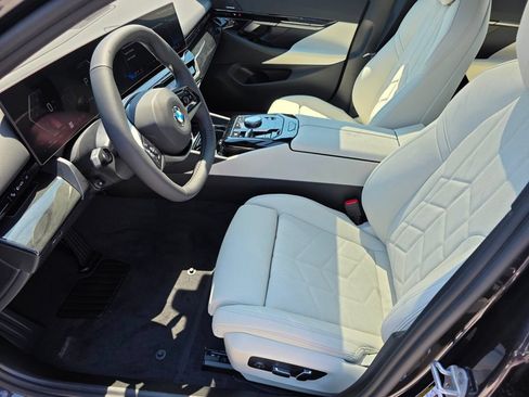 New 2027 BMW 530i w/ Premium Package RWD image 7