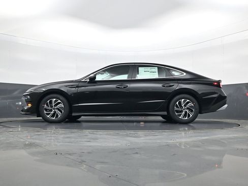 New 2026 Hyundai Sonata Blue FWD image 34