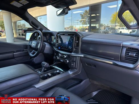 Used 2025 Ford F150 Lariat AWD/4WD image 27