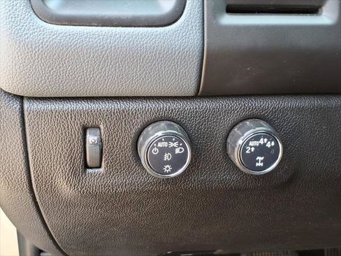 Used 2018 Chevrolet Colorado Z71 AWD/4WD image 15