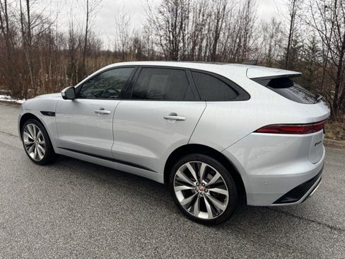 Certified 2021 Jaguar F-PACE R-Dynamic S image 7