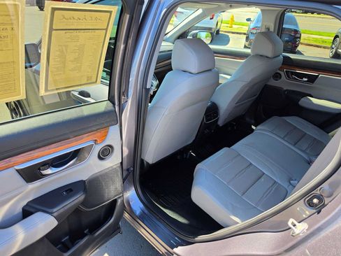 Used 2018 Honda CR-V Touring image 15