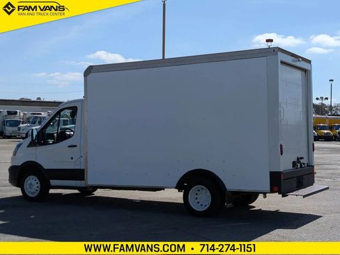Used 2022 Ford Transit 350 DRW RWD image 5