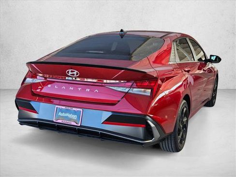 New 2026 Hyundai Elantra SEL Sport Premium image 2
