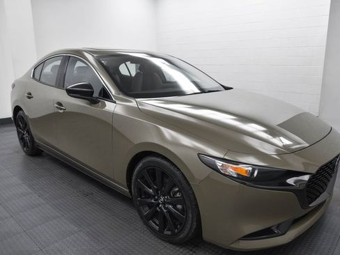 Used 2024 MAZDA MAZDA3 s image 1