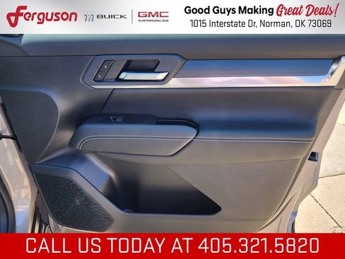 New 2027 GMC Terrain Elevation w/ Black Edition FWD image 35