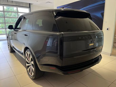 Used 2024 Land Rover Range Rover Autobiography AWD/4WD image 2