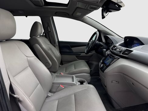 Used 2017 Honda Odyssey EX-L image 42