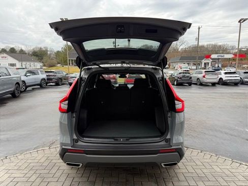 Used 2023 Honda CR-V Sport image 12