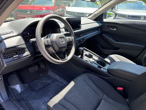 Used 2024 Honda Accord EX image 13
