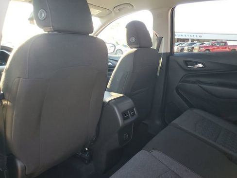 Used 2023 Chevrolet Equinox LT image 11