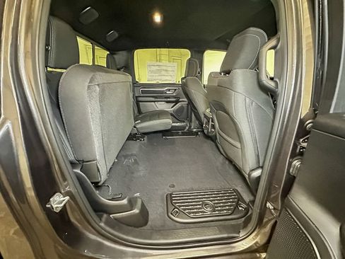 New 2026 RAM 1500 4x4 Crew Cab image 4